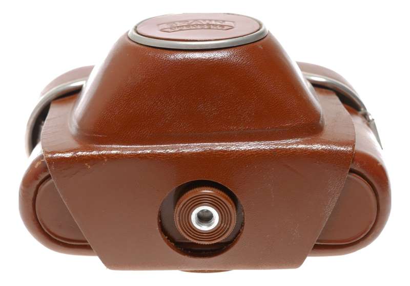 Braun Nurnberg tan vintage film camera antique leather hard case
