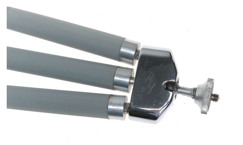 Susis Mini Fold Out Extendable Vintage Photography Tripod