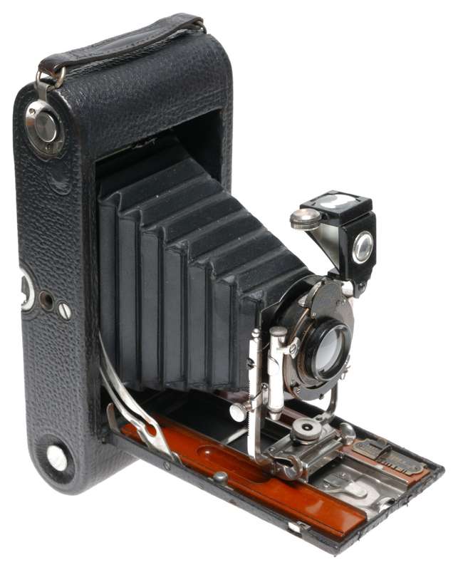 Kodak No.3A F.P.K. Model D4 Automatic Folding Camera