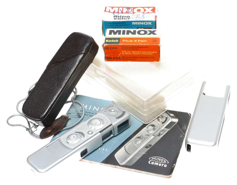 Minox B Spy Espionage Subminiature Film Camera Flash Chain Pouch Manual