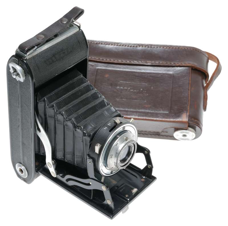 Wirgin Auta Folding 120 Rollfilm Dual Format Camera Edinar 1:6.8/105