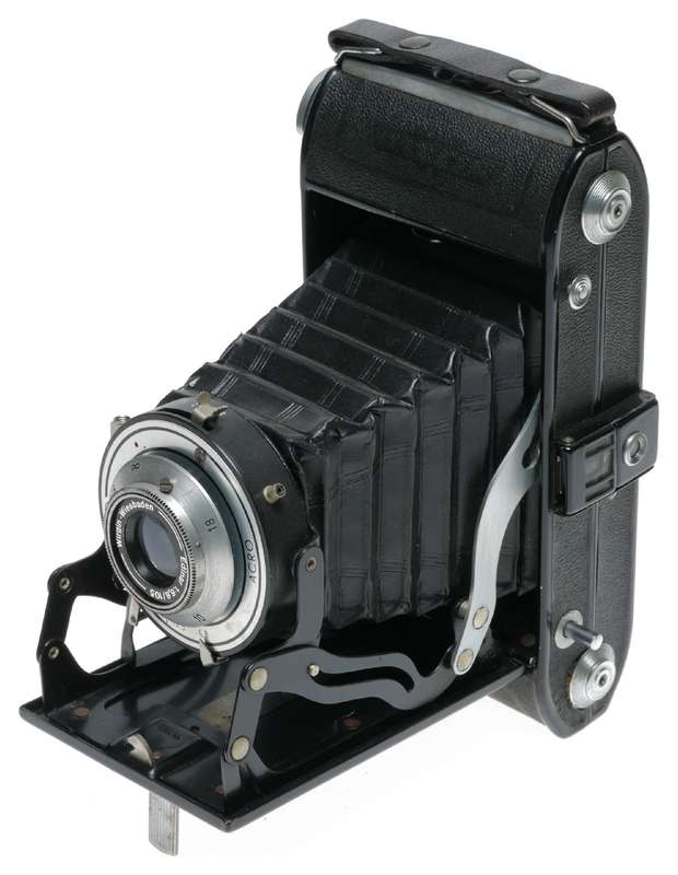 Wirgin Auta Folding 120 Rollfilm Dual Format Camera Edinar 1:6.8/105