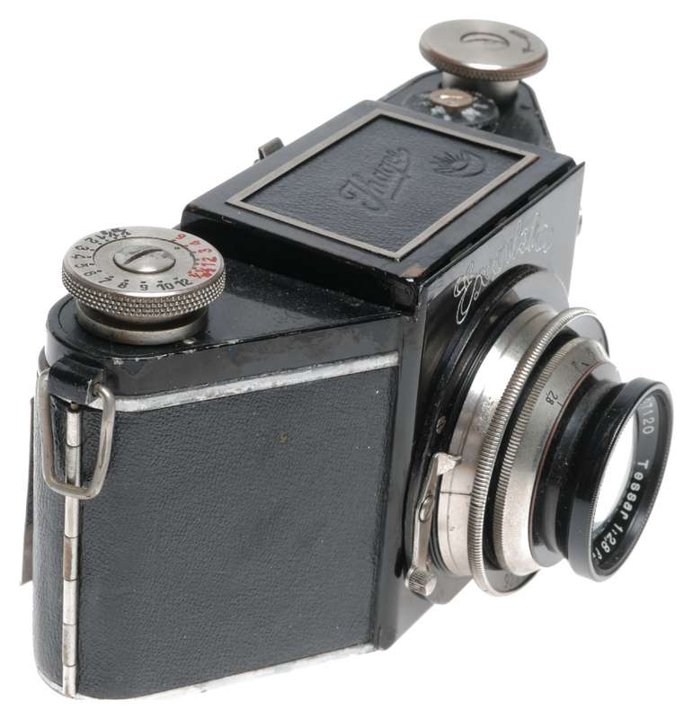 Ihagee Exakta B Type 2.2 SLR Camera Zeiss Jena Tessar 1:2.8 f=7.5cm Lens
