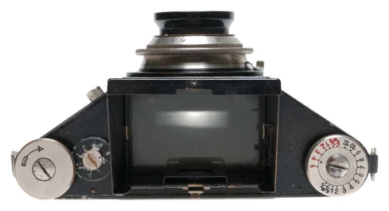 Ihagee Exakta B Type 2.2 SLR Camera Zeiss Jena Tessar 1:2.8 f=7.5cm Lens
