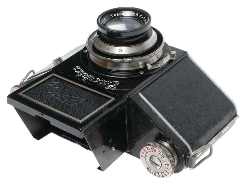 Ihagee Exakta B Type 2.2 SLR Camera Zeiss Jena Tessar 1:2.8 f=7.5cm Lens
