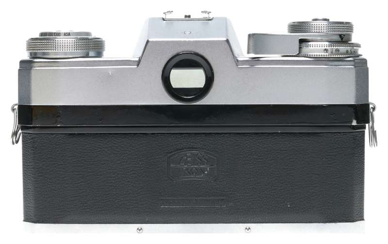 Zeiss Ikon Contarex Bullseye SLR Camera Planar 1:2 f=50mm Lens
