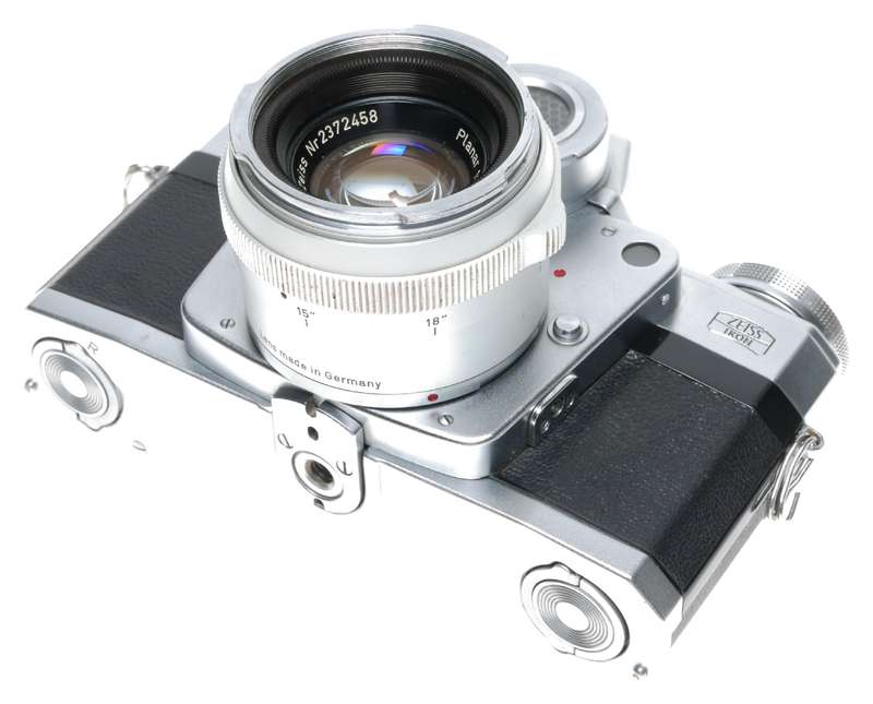 Zeiss Ikon Contarex Bullseye SLR Camera Planar 1:2 f=50mm Lens