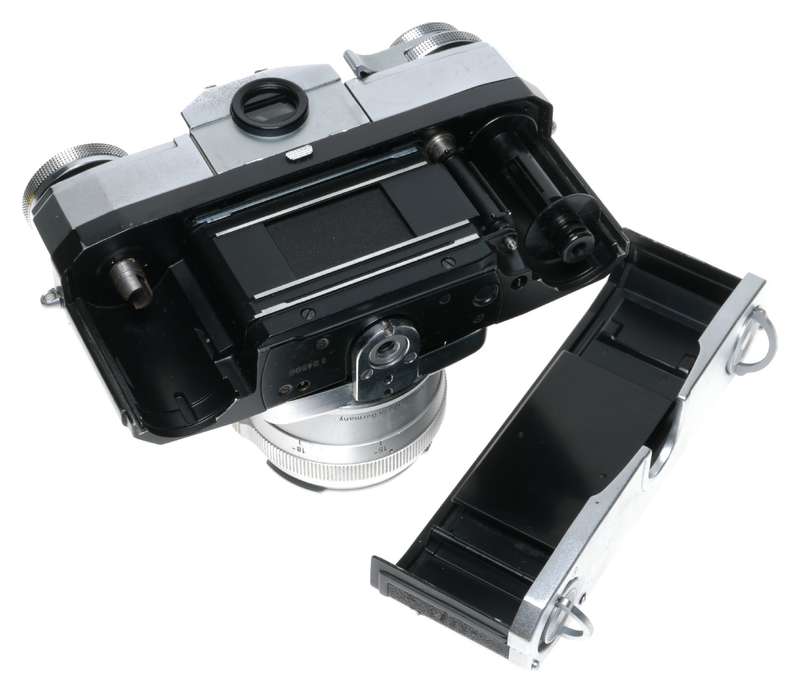 Zeiss Ikon Contarex Special SLR Camera Prism Finder Planar 1:2 f=50mm