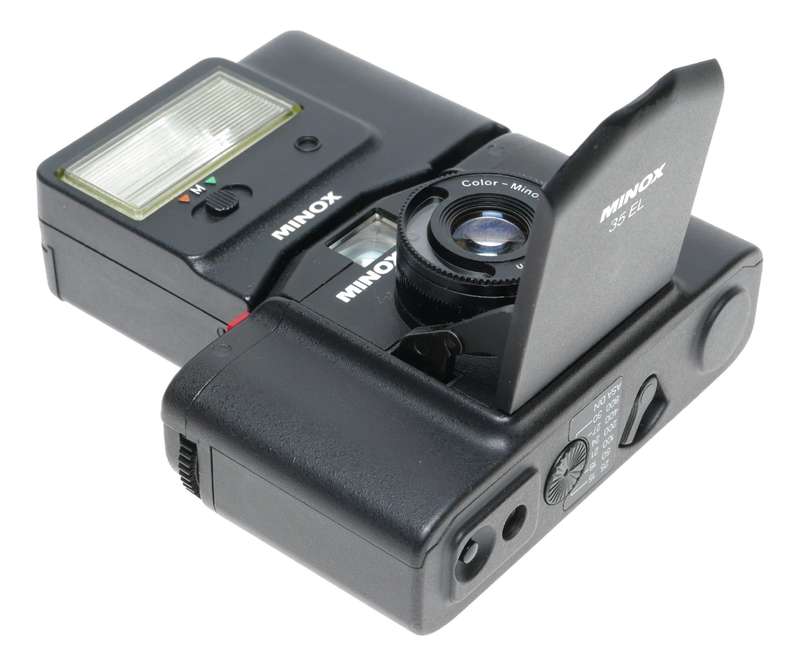 Minox EL Miniature 35mm Film Camera Hot Shoe Flash