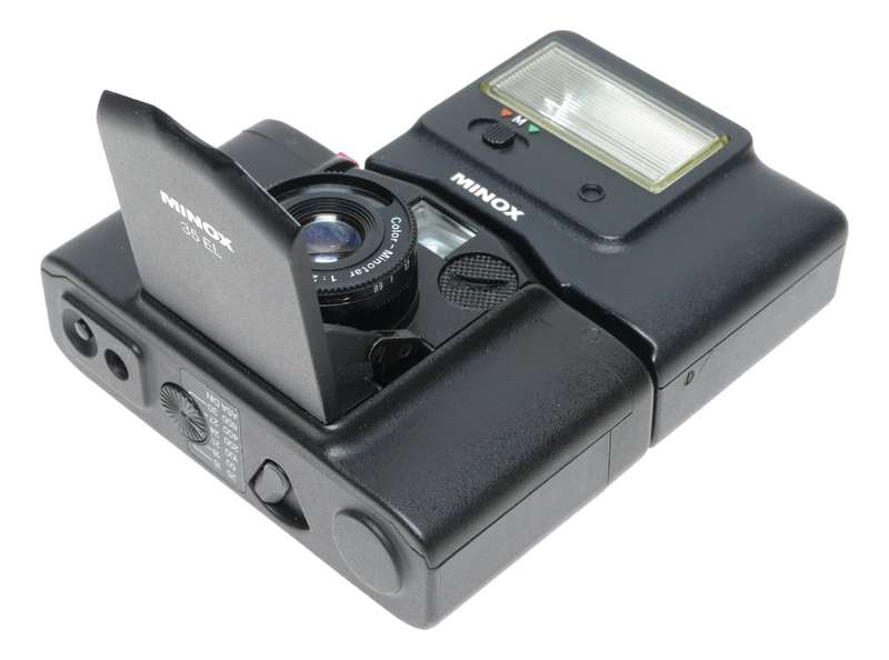 Minox EL Miniature 35mm Film Camera Hot Shoe Flash