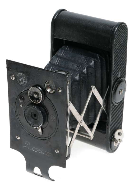 Contessa-Nettel Piccolette B Strut-Folding 4×6.5cm Camera Post WW1