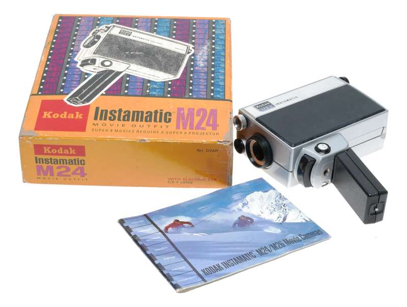 Kodak Instamatic M24 Super 8 Film Movie Camera Ektanar 14mm f:2.7 Lens
