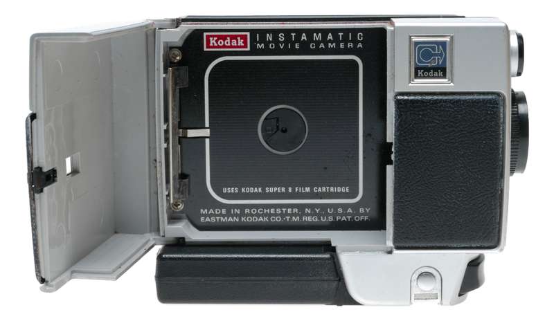 Kodak Instamatic M24 Super 8 Film Movie Camera Ektanar 14mm f:2.7 Lens