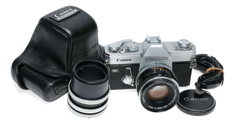 Canon Pelix QL 35mm SLR Film Camera 1:1.4 50mm Lens Macro Tubes