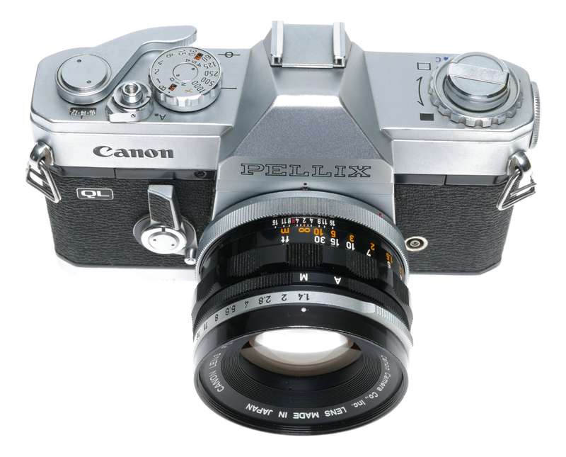Canon Pelix QL 35mm SLR Film Camera 1:1.4 50mm Lens Macro Tubes