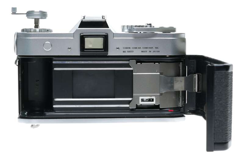 Canon Pelix QL 35mm SLR Film Camera 1:1.4 50mm Lens Macro Tubes