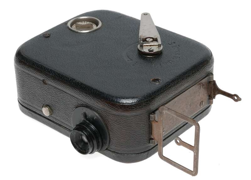 Pathe Frere Baby 9.5mm Cine Camera Hermagis Paris 3.5 F=20mm