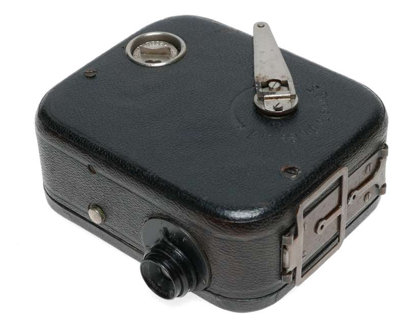 Pathe Frere Baby 9.5mm Cine Camera Hermagis Paris 3.5 F=20mm