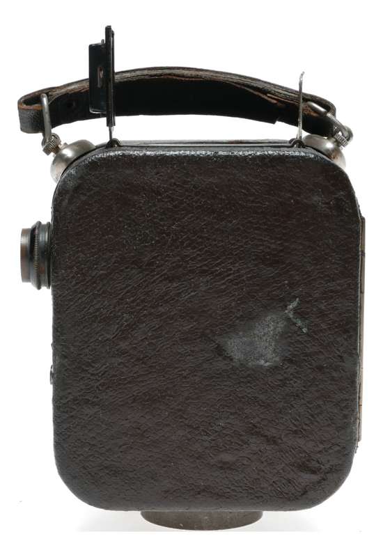 Pathe Frere Baby Cine Camera with Motor Hermagis Paris 1:3.5 F=20mm