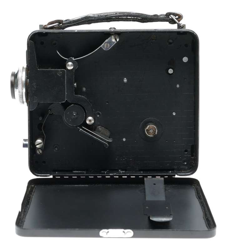 Coronet Cine Model B 9.5mm Home Movies Film Camera