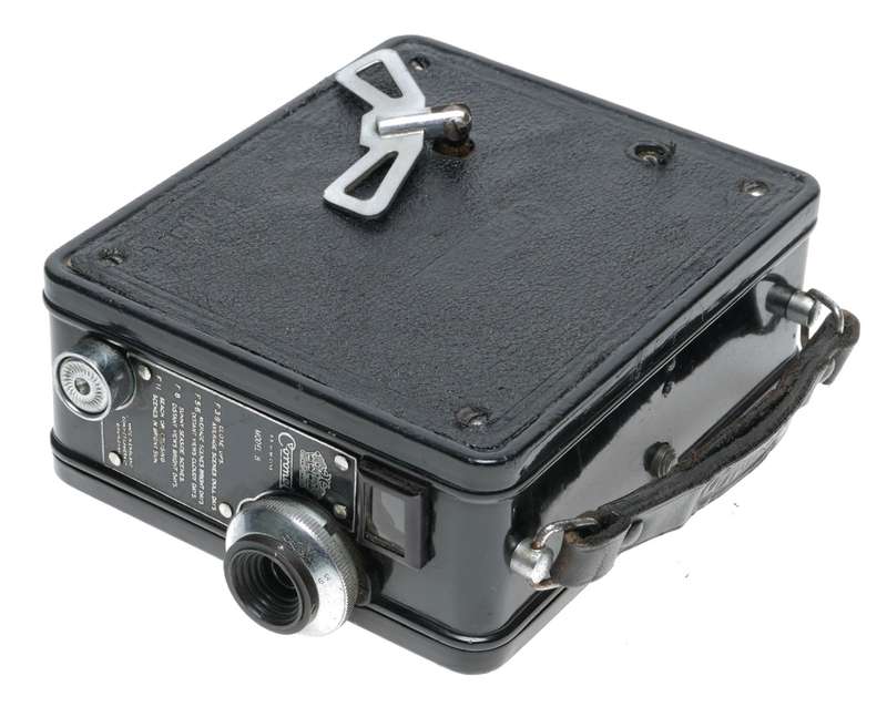Coronet Cine Model B 9.5mm Home Movies Film Camera