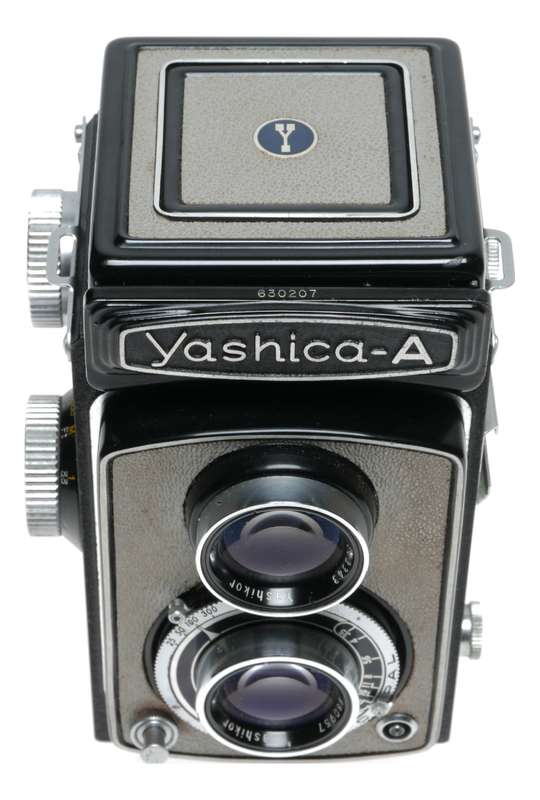 Yashica A 6x6 TLR 120 Roll Film Camera Yashikor 1:3.5 f=80mm