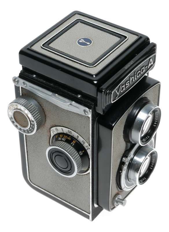 Yashica A 6x6 TLR 120 Roll Film Camera Yashikor 1:3.5 f=80mm