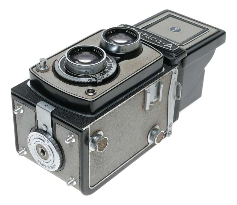 Yashica A 6x6 TLR 120 Roll Film Camera Yashikor 1:3.5 f=80mm
