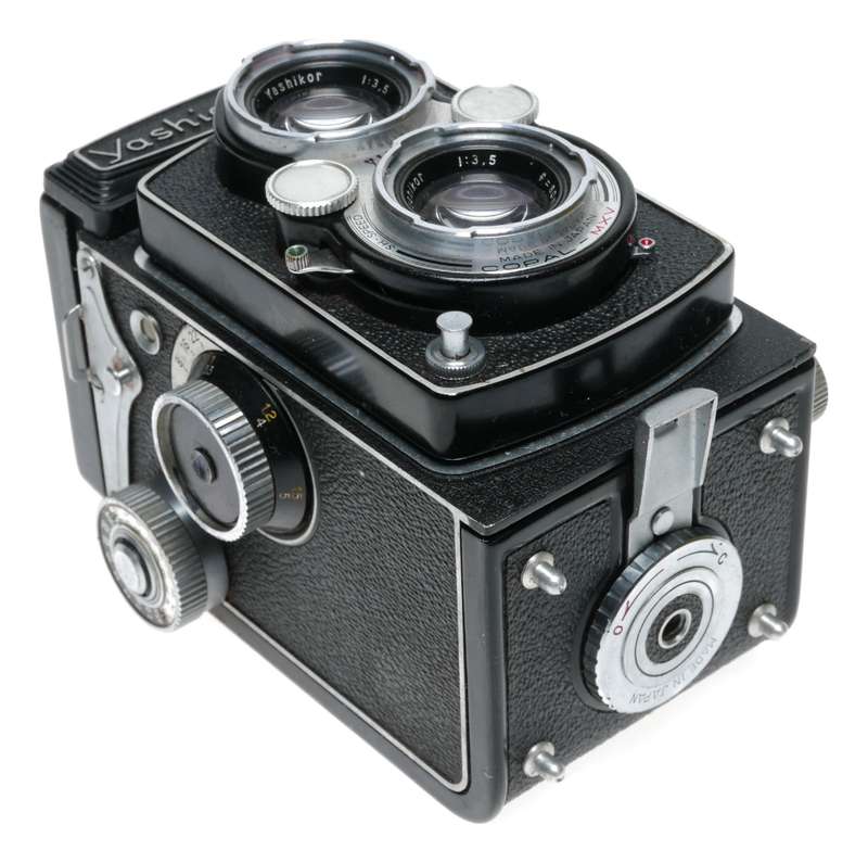 Yashica 635 TLR Camera 120 35mm Converter Yashikor 1:3.5 F=80mm