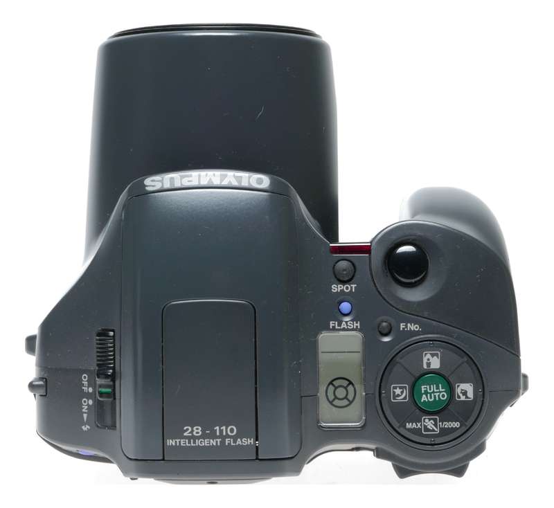 Olympus iS-100 35mm SLR Camera 1:4.5-5.6 28-110 Zoom