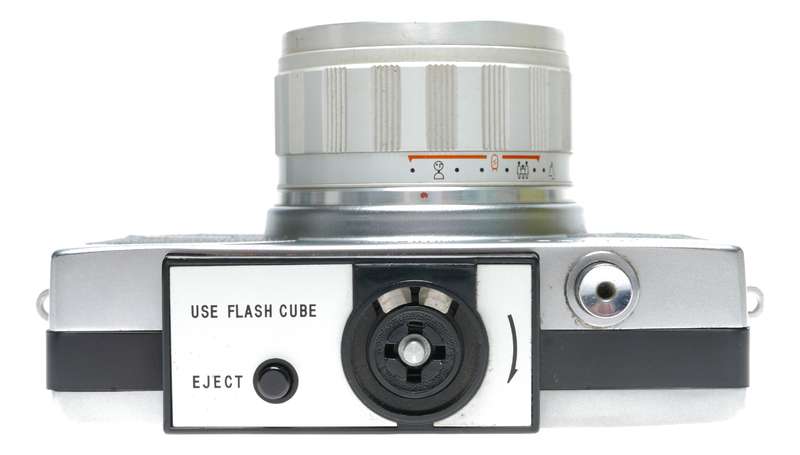 Ricoh 126C Automatic Cartridge Film Camera Rikenon 1:2.8 f=40mm