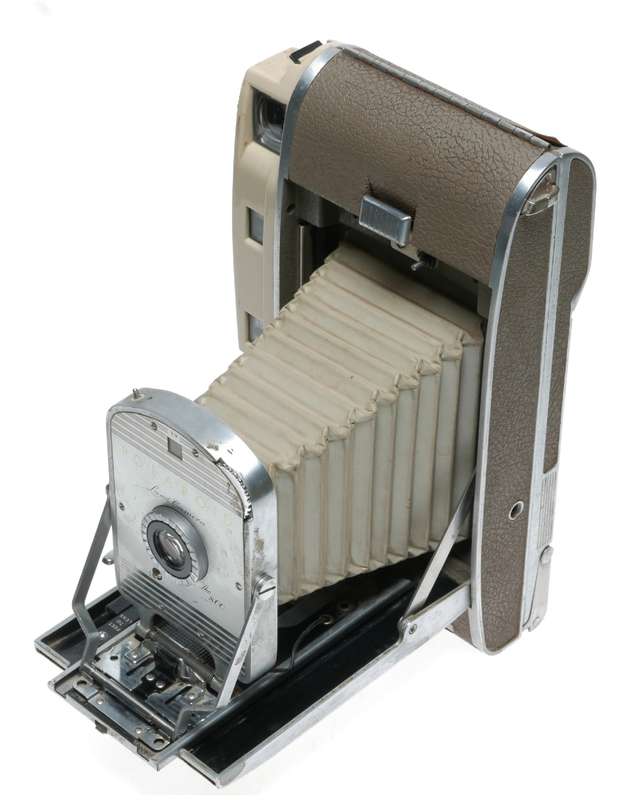 Polaroid 800 Land Folding Type 40 Instant Roll Film Camera