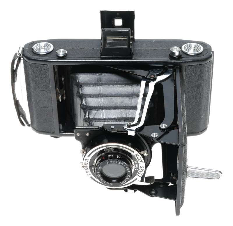 Zeiss Ikon Nettar 515/2 Folding 120 Film 6x9 Camera 1:6.3 f=10.5cm