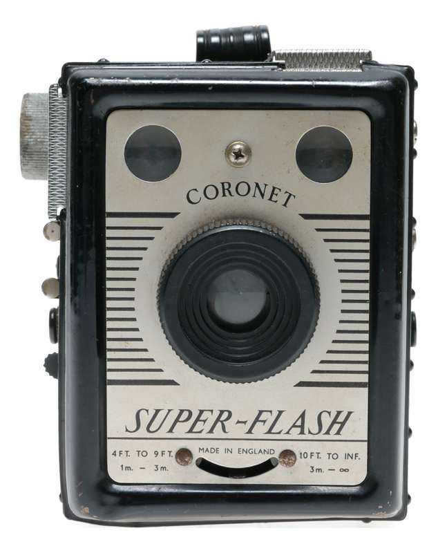Coronet Super-Flash Box Type 120 Roll Film Camera 6x9 Format