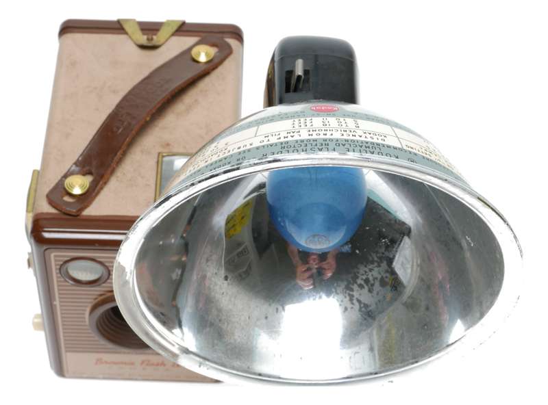 Brownie Flash IV Box Rollfilm Camera Kodalite Flash Holder