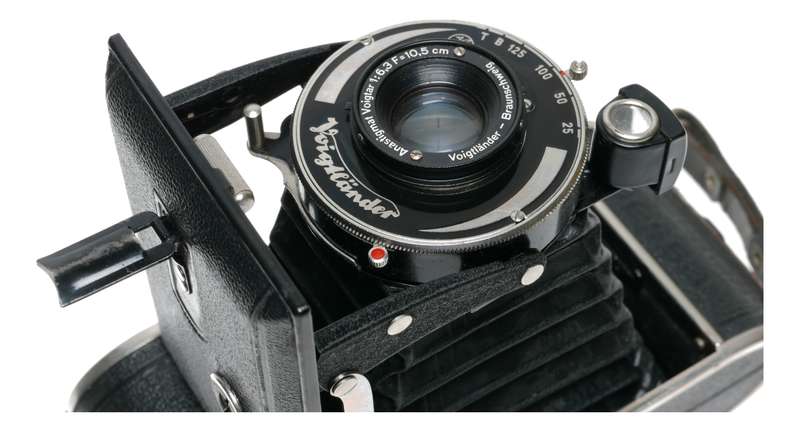 Voigtlander Bessa Rollfilm Folding Camera Voigtar 6.3 10.5cm