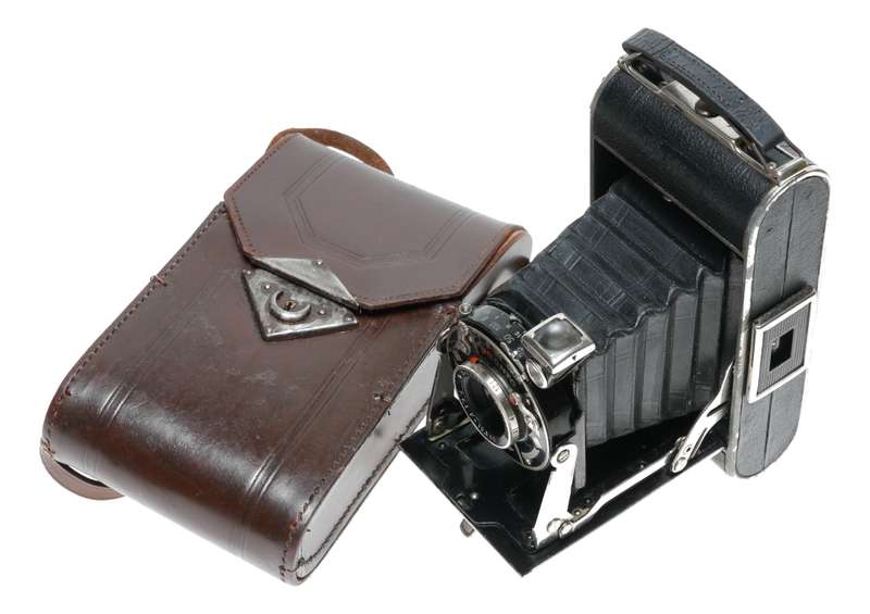 Zeh Bettax Bobby 6x9 Roll Film Camera 1:6.3 10.5cm