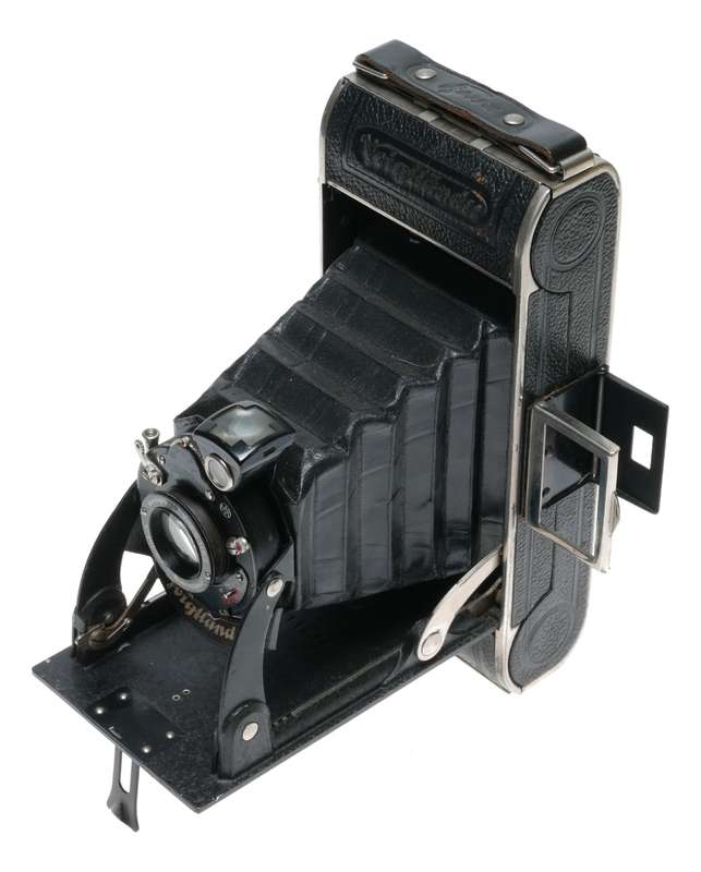 Voigtlander Bessa Folding Roll Film Camera Voigtar 6.3 10.5cm