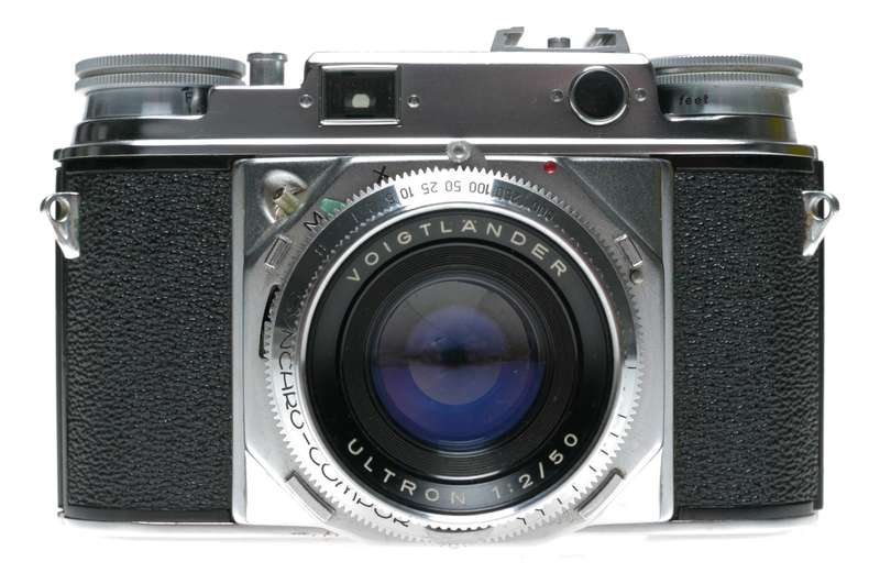 Voigtlander Prominent 124 35mm Film Camera Ultron 1:2/50