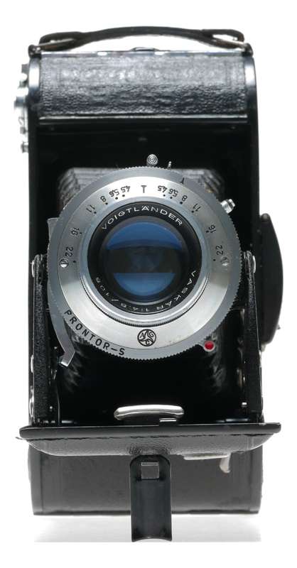 Voigtlander Bessa Dual Format Folding Camera Vaskar 4.5/105