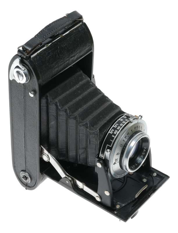 Voigtlander Bessa Dual Format Folding Camera Vaskar 4.5/105