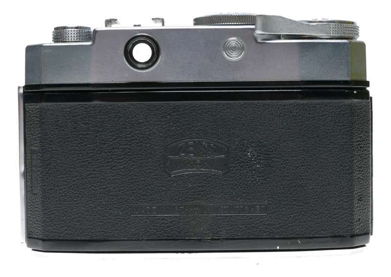 Zeiss Ikon Contina IIa 527/24 35mm Film Camera Novar 3.5/45mm