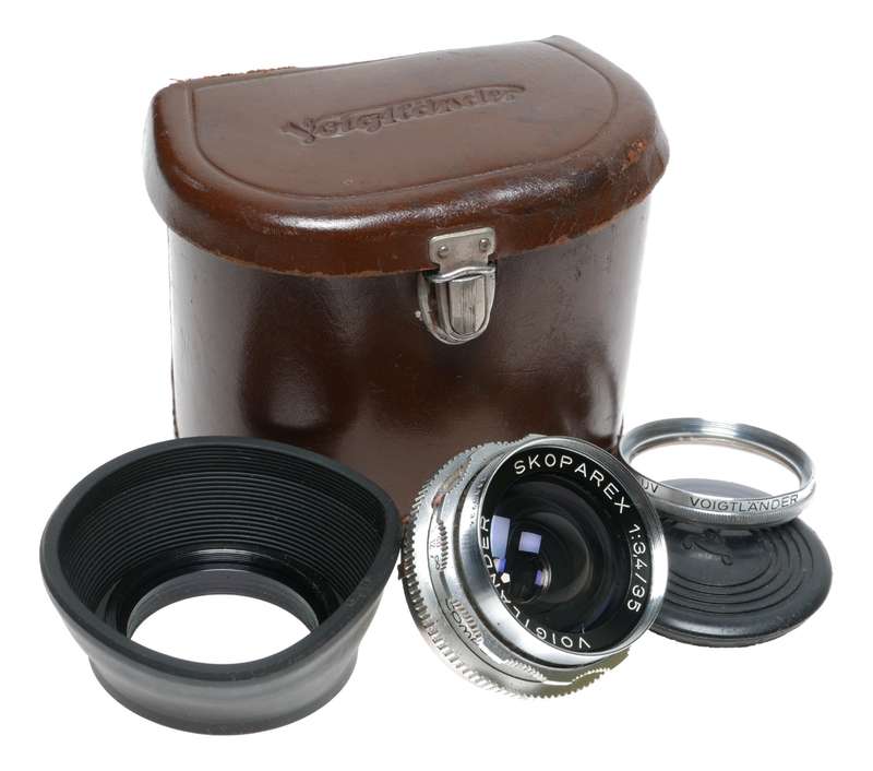 Voigtlander Skoparex 1:3.4/35mm Wide Camera Lens