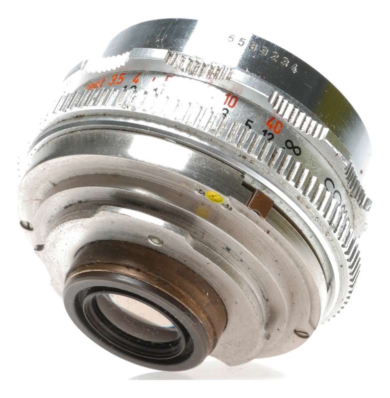 Voigtlander Skoparex 1:3.4/35mm Wide Camera Lens