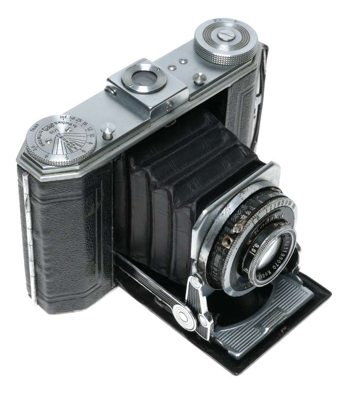 Kodak Duo 620 Early Model 4.5x6 Folding Camera f:4.5 F=7.5cm