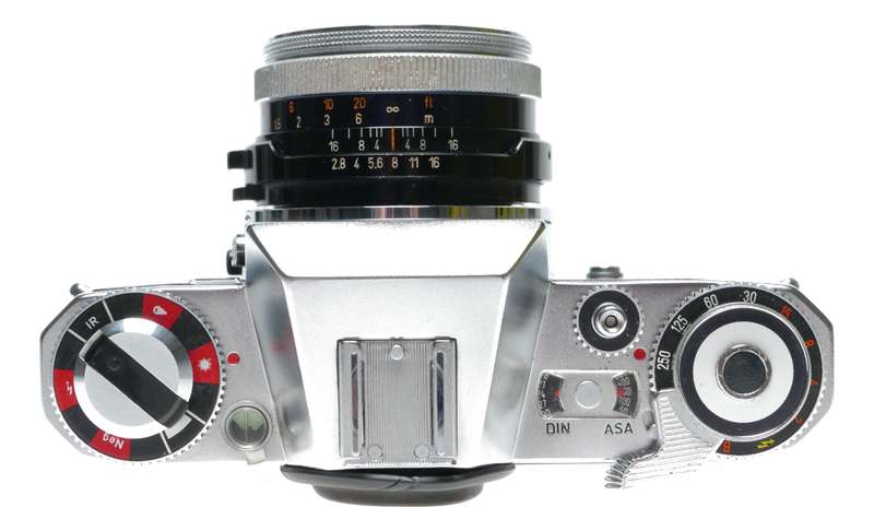 Zeiss Ikon Voigtlander Icarex 35S TM Film SLR Camera Tessar 2.8/50