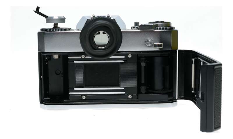 Zeiss Ikon Voigtlander Icarex 35S TM Film SLR Camera Tessar 2.8/50
