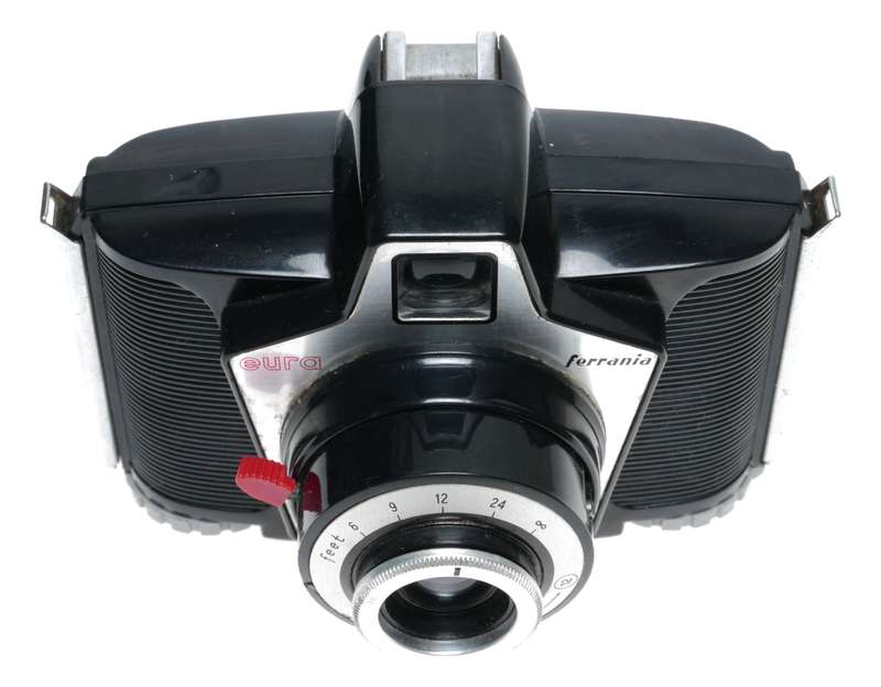 Ferrania Eura 120 Film 6x6 Medium Format Camera Flash Kit