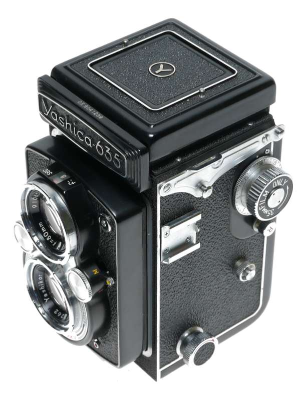 Yashica-635 Dual Format TLR Film Camera Yashikor 3.5/80mm