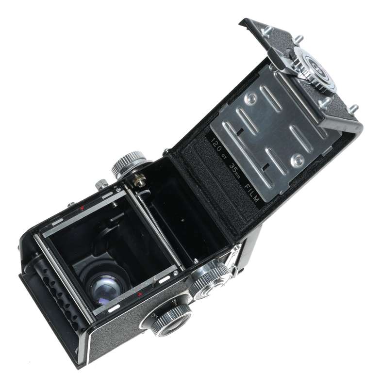 Yashica-635 Dual Format TLR Film Camera Yashikor 3.5/80mm